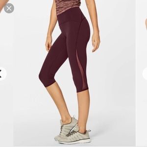 ✨Lululemon Train Times Crop Leggings✨